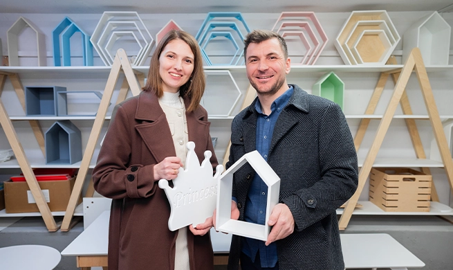 «Мы начали создавать мебель такой, какой хотели бы видеть её для своих детей» – Василе и Яна Петраш, предприниматели, клиенты Microinvest